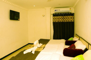 Gallery | Hotel Gowtham 11
